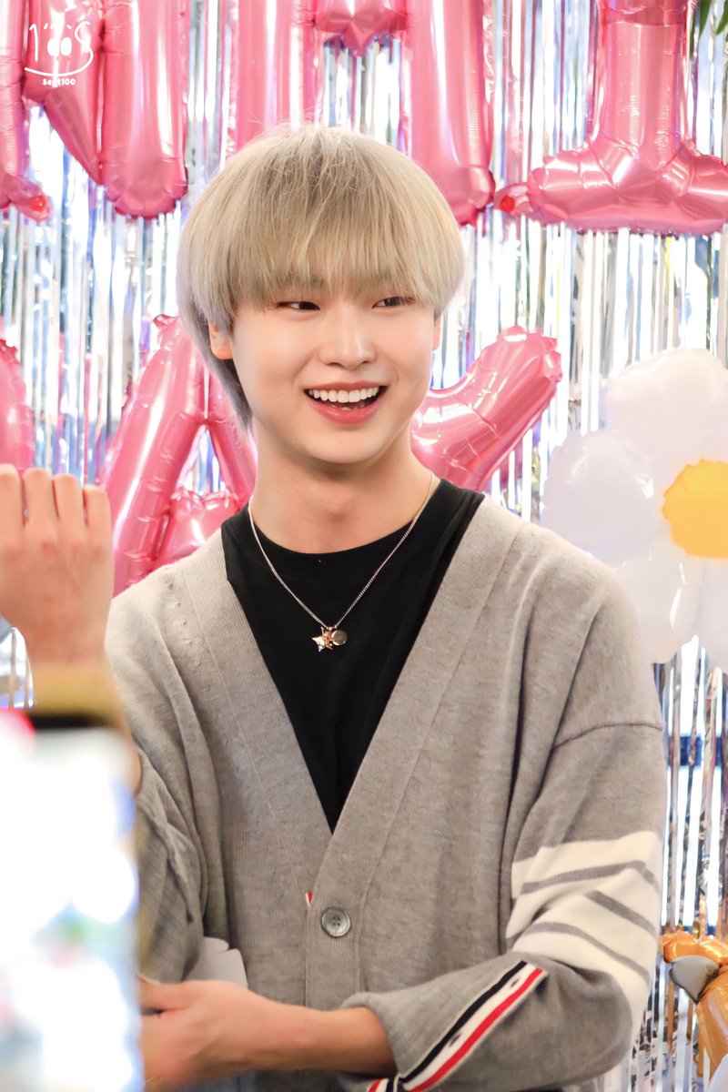 Sept_100's tweet image. 230226 

🎂  🎀  𝒴𝓊𝓃𝓂𝒾𝓃 𝒟𝒶𝓎  🎀  🎂

#0226WITHLOVEYUNMIN 
#HAPPYYUNMINDAY 
#Yunmin #ยุนมิน #윤민 #THE7
#THE7_GETLOOSE #THESEVEN