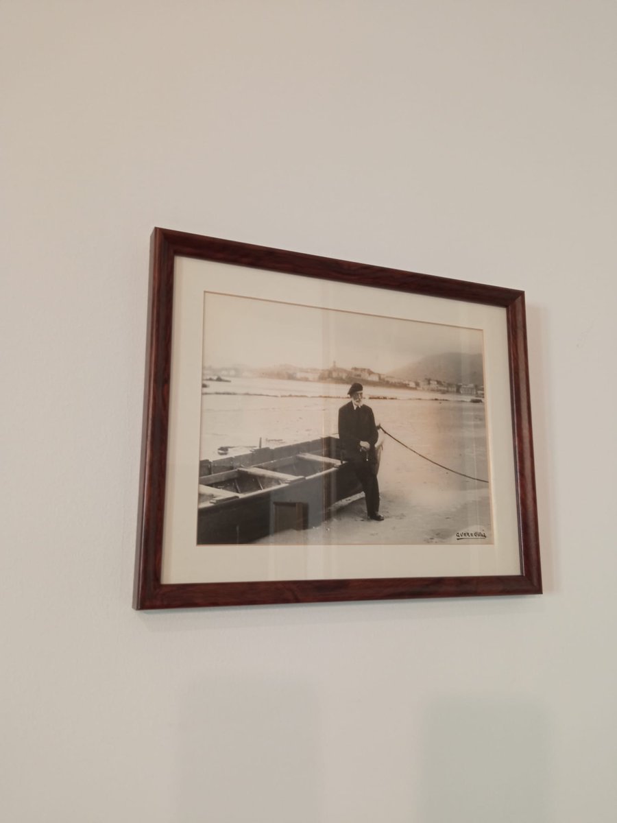 Colegio Mayor San Bartolomé (@cm_sanbartolome) on Twitter photo El pasado viernes visitamos la Casa Museo Unamuno <a href="/usal/">Universidad de Salamanca</a> para conocer con más detalle la trayectoria académica, política y literaria del escritor.
¡Gracias a todo el equipo de <a href="/unamuno/">Casa-Museo Unamuno</a> por acogernos!
Os animamos a visitarles. El pasado viernes visitamos la Casa Museo Unamuno <a href="/usal/">Universidad de Salamanca</a> para conocer con más detalle la trayectoria académica, política y literaria del escritor.
¡Gracias a todo el equipo de <a href="/unamuno/">Casa-Museo Unamuno</a> por acogernos!
Os animamos a visitarles.