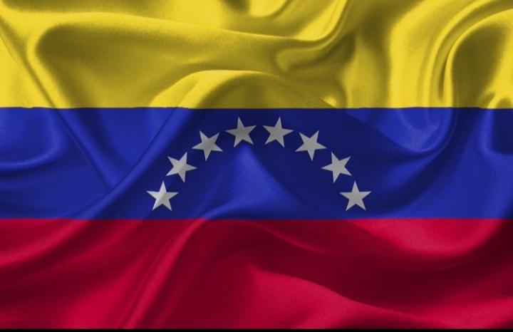 #26Ene|🇻🇪 📢 ¡ETIQUETA DEL DÍA!
▶️ 

#JuntosPorLaPatria

¡No habrá sanciones ni bloqueos que nos detenga!