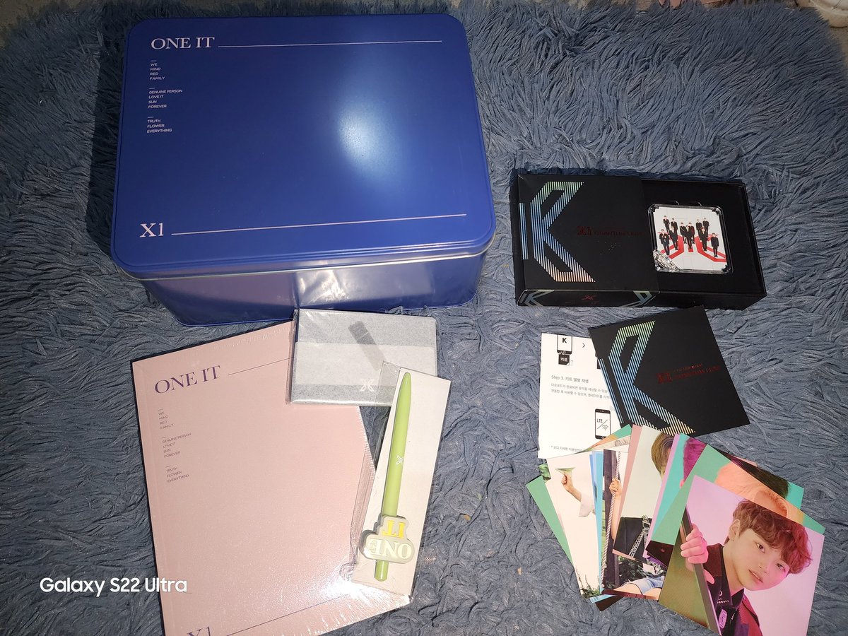 HnDPasabuys's tweet photo. hello! would anyone be interested in all of these for 2,000php? there might be other stuff i havent included in the pics which i'll throw in as well pls dm me if interested! 🥺🙏

🏷 kpop ph album photocards pc photobook magazine bae173 h&amp;d x1 dohyon hangyul https://t.co/kMt2XfyBBy