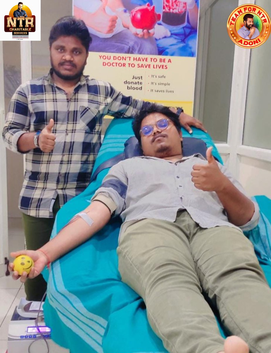 Our Team @TeamForNTRAdoni Member ' Mr.HEMANTH ' Donated Blood For An Emergency Case Today In Adoni. 

@tarak9999 ❤️🙏
#DonatebloodSaveLife #NTRCharitableServices