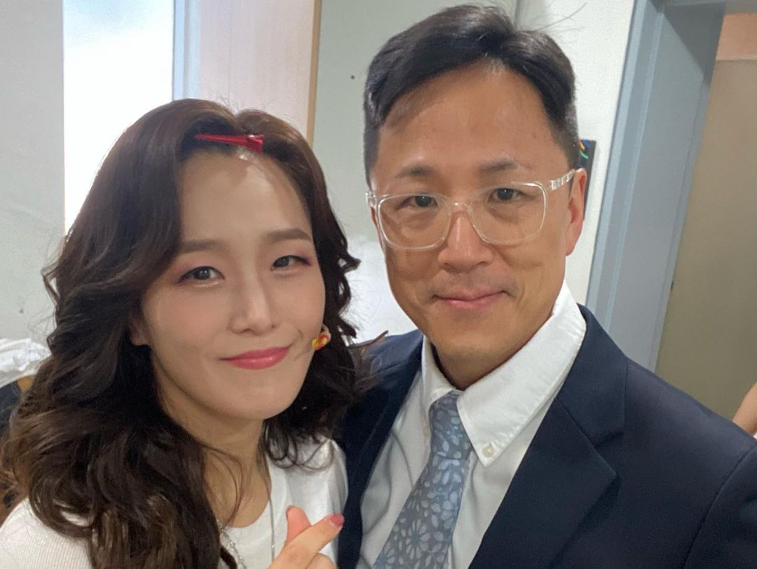 hyenaBLOSSOM's tweet photo. 🎶뮤지컬 #이프덴 마지막 공연💫

#박혜나
#이프덴

인스타그램 보러 가기👀
https://t.co/OxEOVgD71W https://t.co/Y9gTnEfMBS