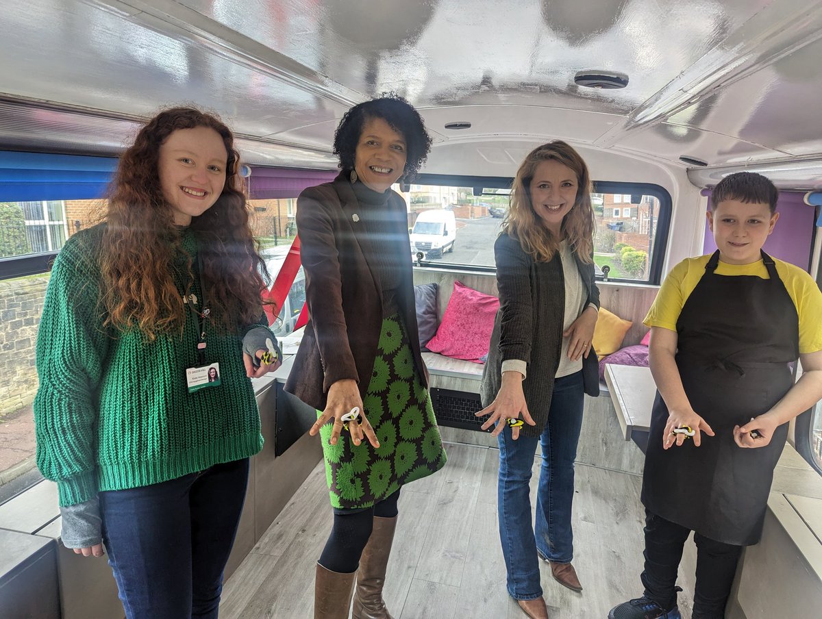 Really impressed by the work &amp; community involvement I saw at <a href="/Northbourneyi/">Northbourne Youth Initiative</a> in #Elswick. <a href="/VMFoundation/">VM Foundation</a> funded #iwillTakeAction has young people  opening a fab community café whilst @S4ALearningHubs offer #STEM based fun for all ages