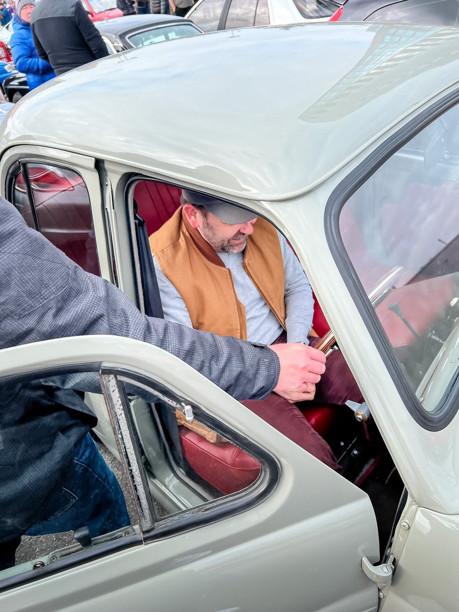 A hefty well-done to <a href="/StephenJohansen/">Stephen Johansen</a> for buying this delightful Austin. Brimming with character 👏🏻