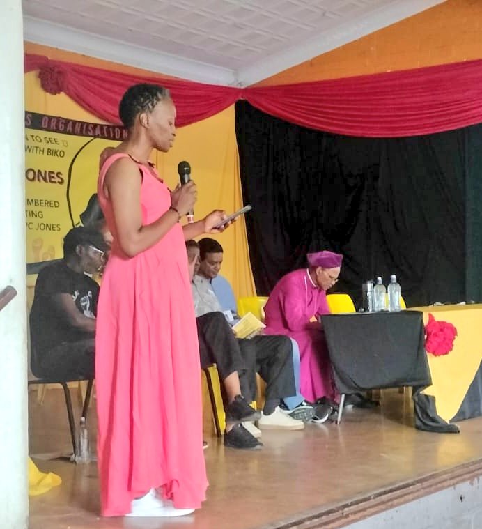 Cde Palesa Rachidi - daughter to the late BCM stalwart Cde Kenneth Hlaku Rachidi - delivering a message on behalf of Cde Gaynor Jones, Ingrid Jones, and the entire Jones family. <a href="/Yolande67348698/">Yolande Hill</a> 

#AReunionWithBiko 
#TheLastBlackPersonToSeeBikoAlive