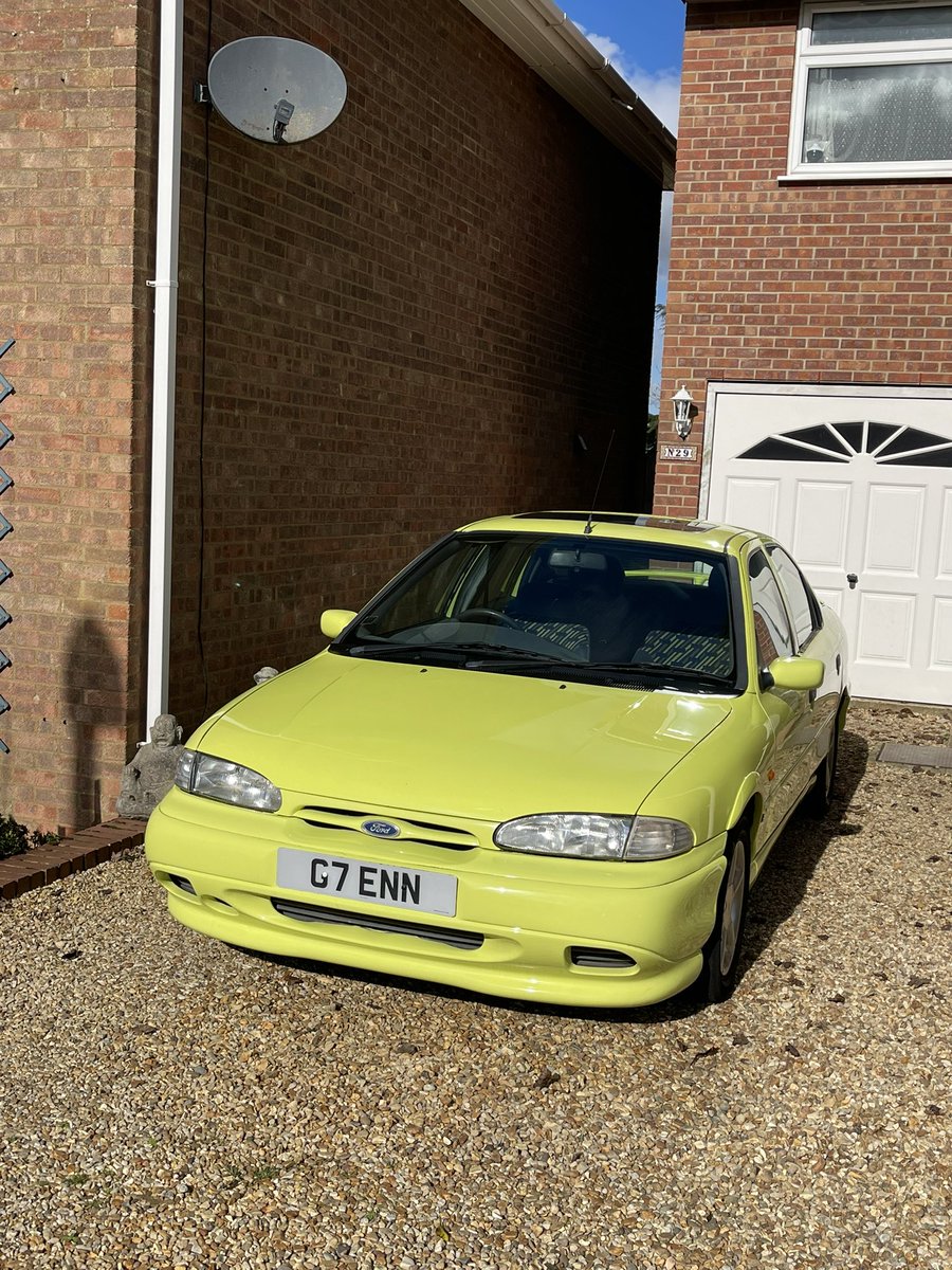 G7ENN's tweet photo. #ShesAlive #FixOrRepairDaily #Ford #BleedYellow https://t.co/9d0Hlzn5iF