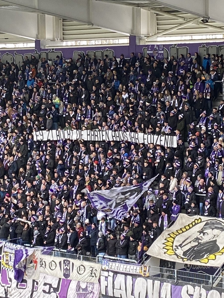 chribenesch's tweet photo. Das geht dann wohl an die Adresse des @FSVZwickau #Sachsenderby #FSVFCE #dritteLiga #Aue #Zwickau @FCErzgebirgeAue https://t.co/VfsmQX9xE4