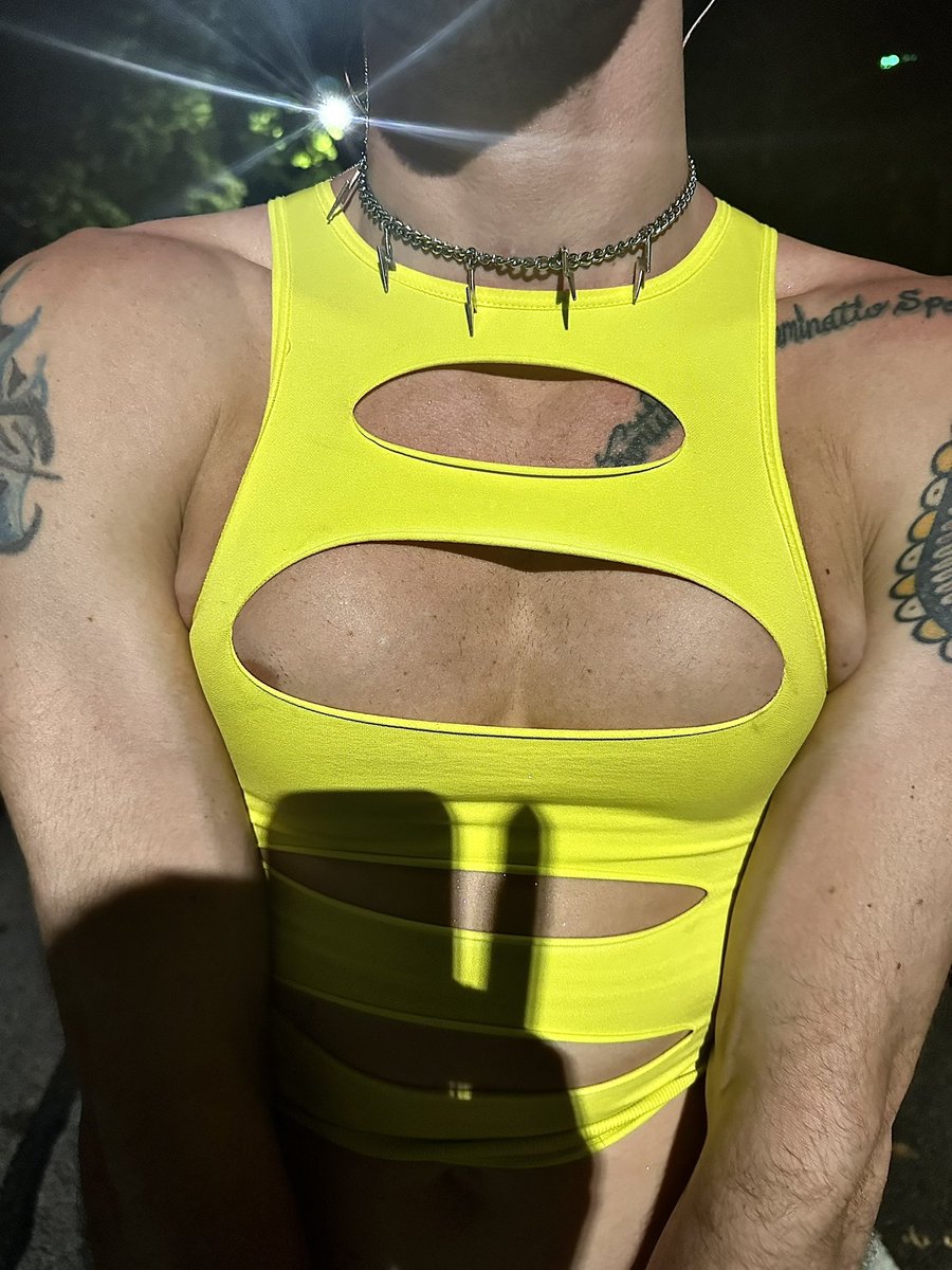co92_h's tweet photo. Tits are titting https://t.co/D6KawCxgMq