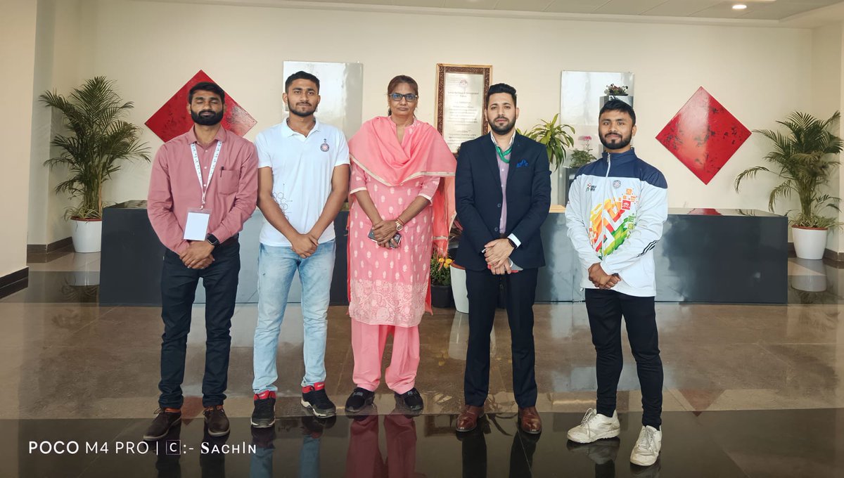 GECR_NSS's tweet photo. Jai Hind 🇮🇳!
Glad to inform that NSS, GEC Raipur Volunteers Nikhil and Bhuvisha represented our university CSVTU, Bhilai as youth delegates in front of Dr. Anurag Singh Thakur in G20-Y20 summit and Regional Director and SNO mam appreciated and encouraged our work.   
Jai Hind 🇮🇳! https://t.co/pJZcMAAUvN