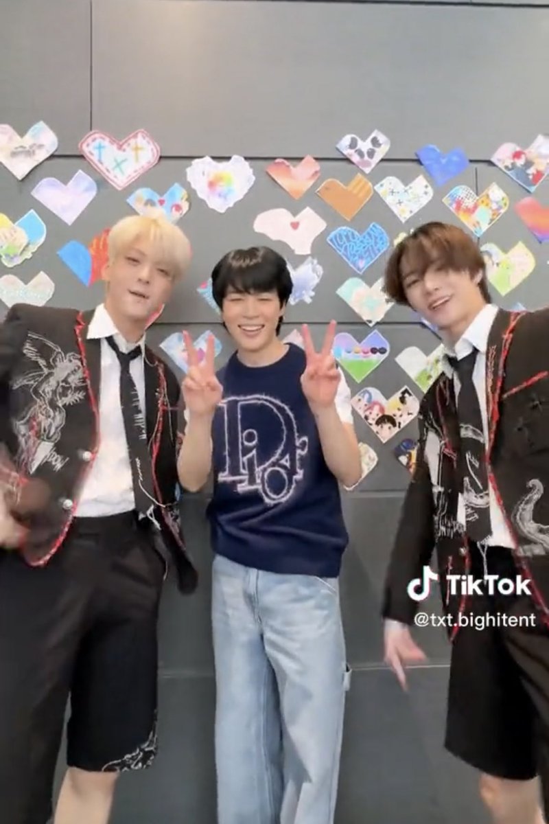 น้องจีมินน่ารักมาก หน้าเด็กมาก และตัวจิ๋วสุดๆๆㅠㅠ