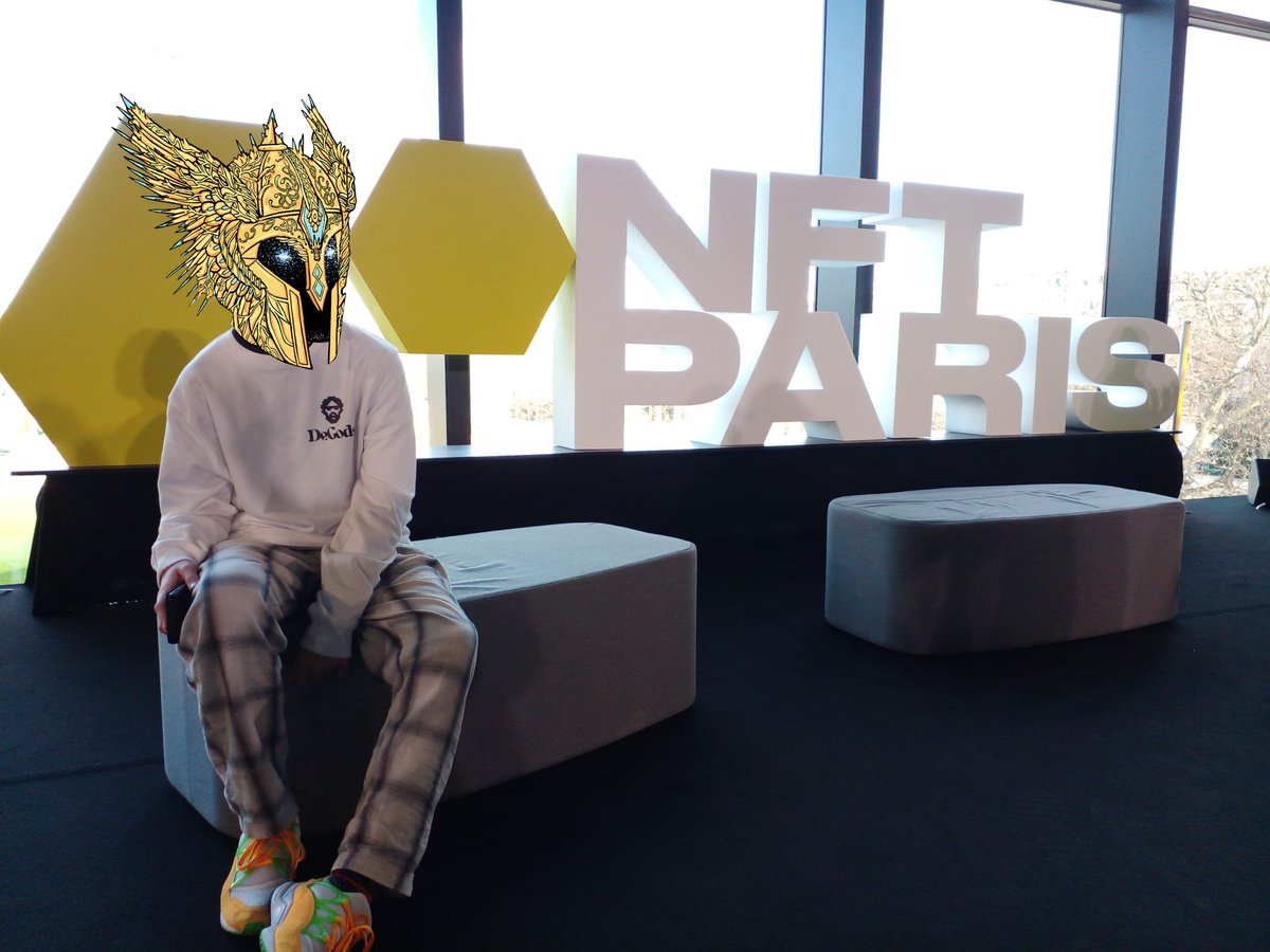 JustBluish tweet media