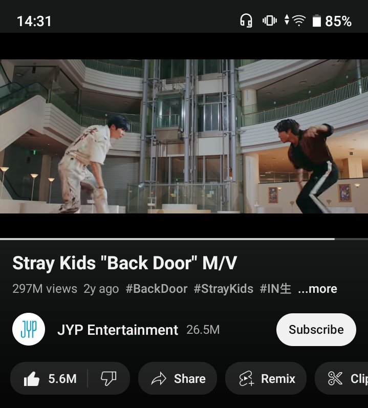 Emy_STAY_'s tweet photo. Let's go 🔥

INLIFE FOR SKZ
#INLIFEFORSKZ
#StrayKids @Stray_Kids #backdoor #backdoorchallenge 
#BACKDOORto300M https://t.co/xkkzdGfWS1