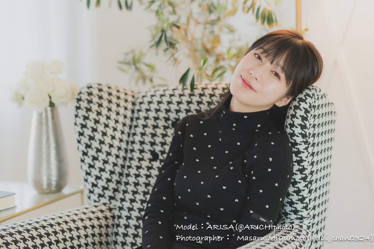 dai_chan0324's tweet photo. 20230212(Sun)
2フロアスタジオシェア企画
at Studio Stella 3F & 4F
第4部
#アリサ さん(6回目)
@ARICHIphoto
その3
#Portrait
#Photography
#PortraitPhotography
#PortraitInJapan
#写真好きな人と繋がりたい
#ファインダー越しの私の世界
#BlackCoordination
#WinterSunLight
#Light & #Shadow https://t.co/HIf5j6U2U8