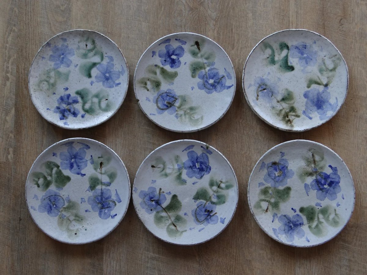 elementsdeco's tweet photo. Albert Thiry, set of 6 Vallauris ceramic floral plates, vintage collection plates, pottery from France, crockery @SympathyRTs @BlazedRTs @Retweelgend @sme_rt #vintage #table #plates #tableArts #etsyshop #Vallauris #ceramics
https://t.co/MEJz9EGp2D
https://t.co/WYMWwicuRd https://t.co/jqC3Is0GG6