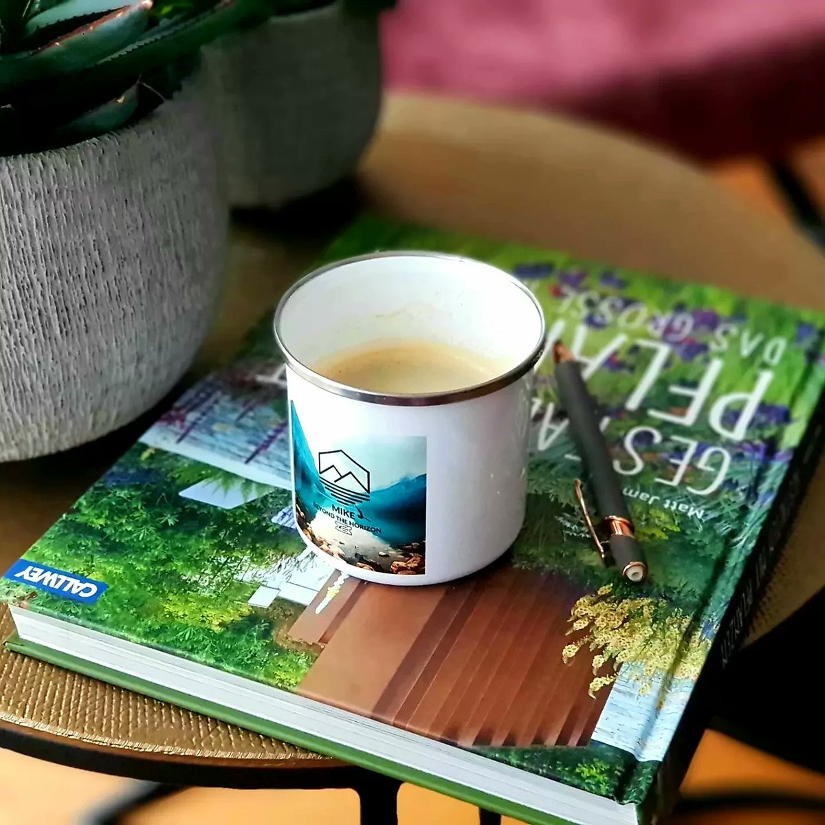 beyond_mike_'s tweet photo. Coffee Time 👍 https://t.co/YBoa9PntNy