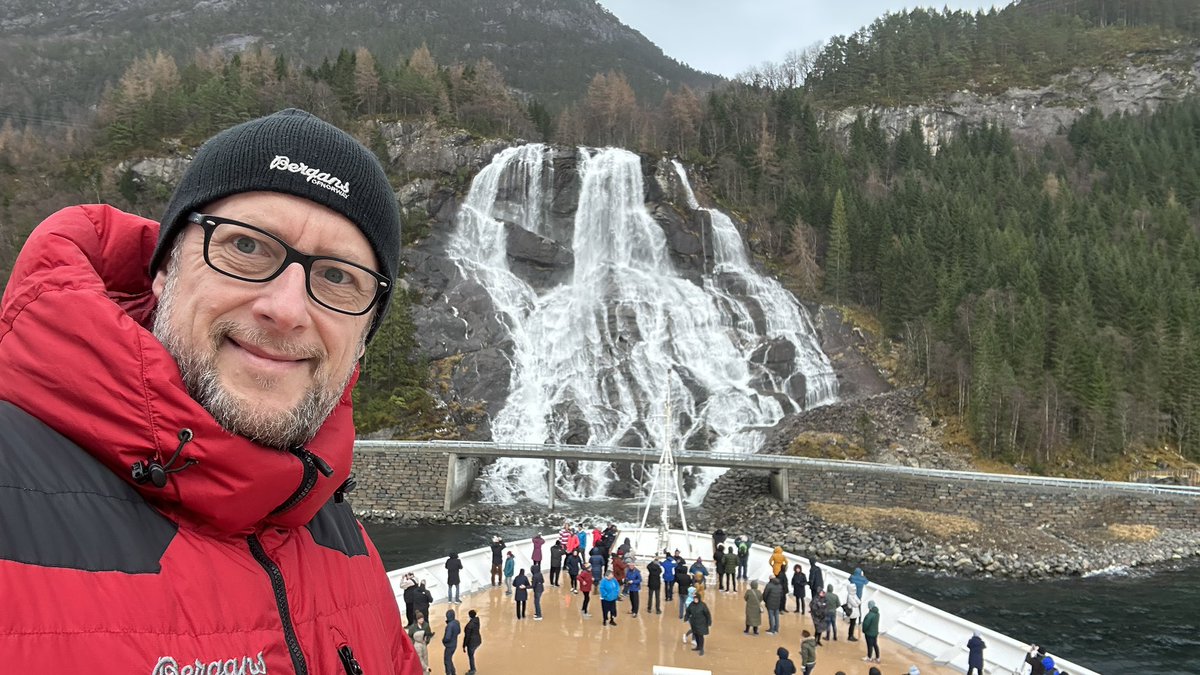 TravelsInOrbit's tweet photo. @CruiseRadio Last week… #Bolette #Norway https://t.co/sBrND7tTj4