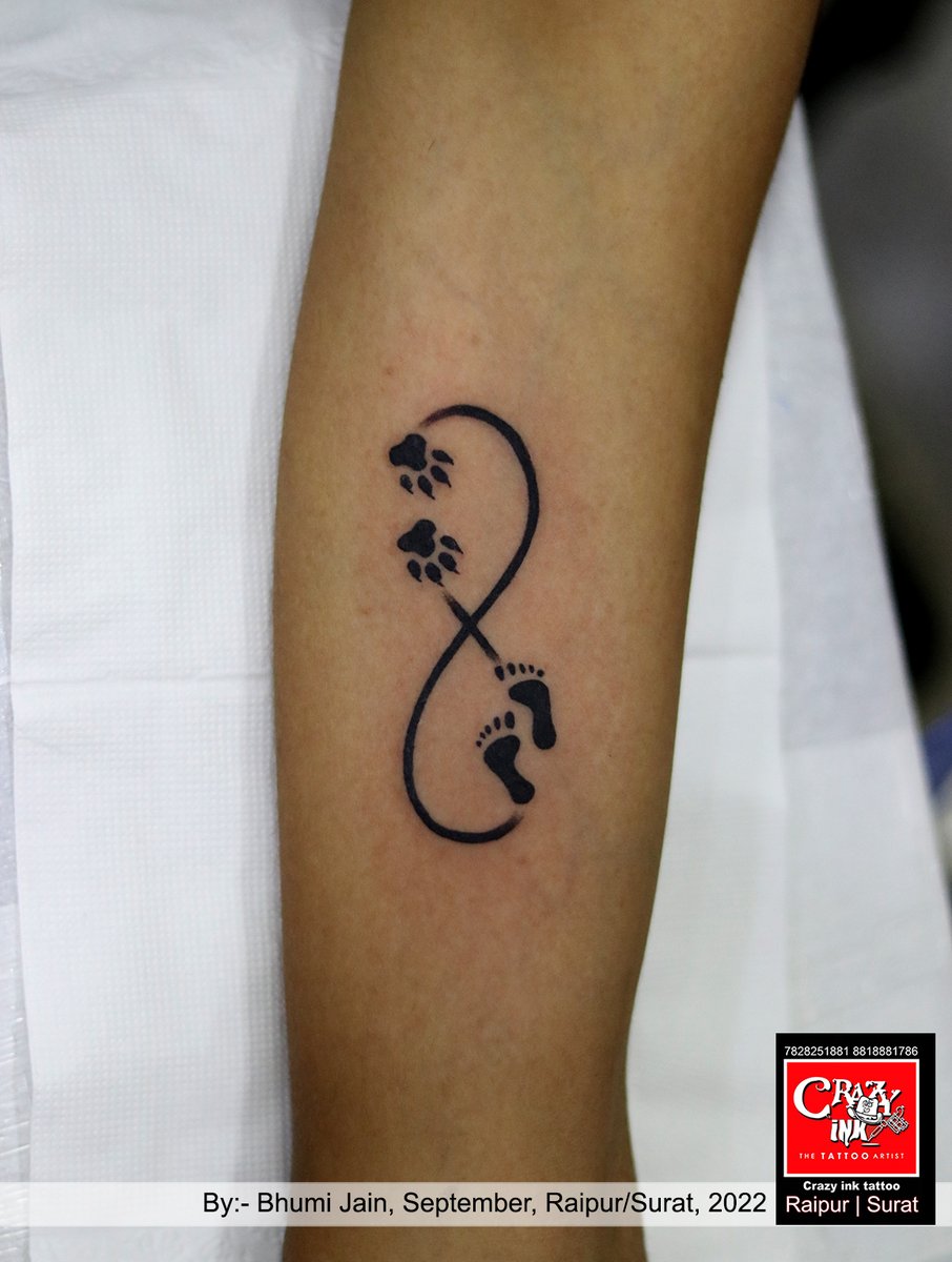 crazyinktattoo3's tweet photo. #infinitywithfootprinttattoo #footprintattoo #infinitytattoo #tattooonhand #mentattoo #girltattoo #tattoodesign #tattooideas #tattoos #tattoolover #tattoo #raipurtattooartist #surattattooartist #crazyinktattoo #tattooshop #bodypiercing https://t.co/B6C3TNkfmT