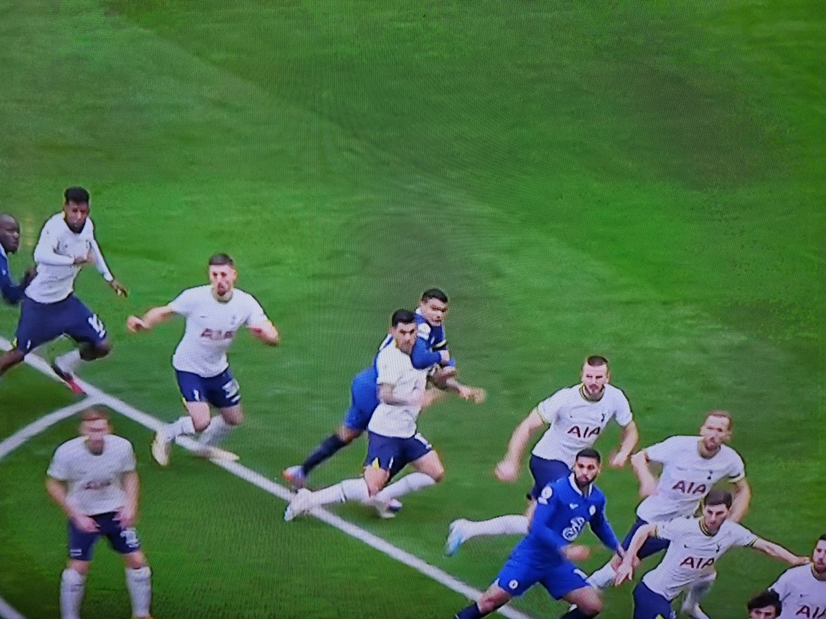COYS_com's tweet photo. Blatant elbow on Romero. No card.🤦‍♂️ https://t.co/I7ibqfT54V