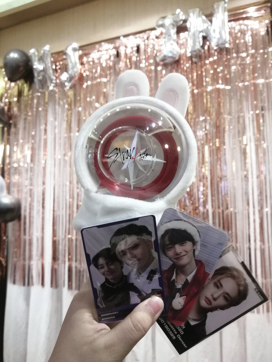 _ayunicorn_'s tweet photo. My first cs event fr this year with @nurulshaafiqah ^^

Thank you so much @BabyPrinceday for this lovely event♡ See you again bestay🌹 #HappyBabyPrinceInKL https://t.co/DPytuUXaJn