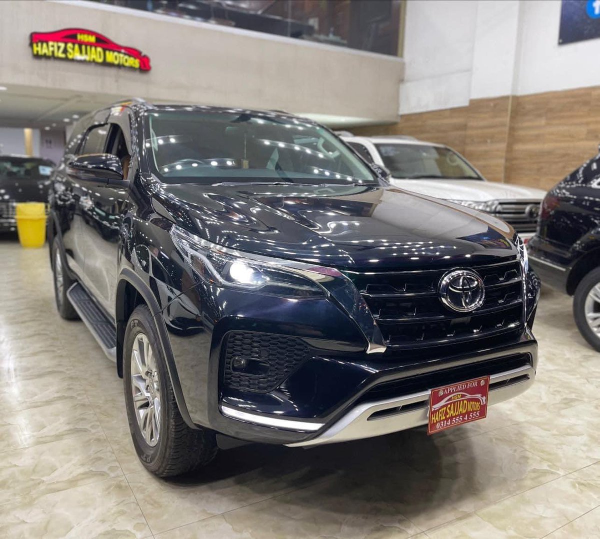 HsmMotors's tweet photo. #Toyota_fortuner_sigma_2.8
Model 2022 Only 9000 Km Driven
#Genuine_Millage UnRegistered
#Total_Genuine
#Exchange_Possible
RS: 164 Lac
For More Details Contact 👇🏼
📞:03336666617
#hsmotors #hsm #hafizsajjadmotors #importedcars #japanesecars #localcars https://t.co/ZhnediM7KU