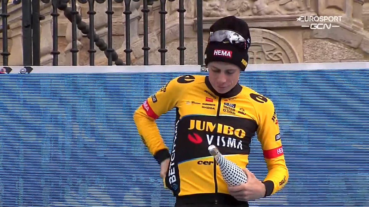 Jonas putting the foil wrapper of the Cava in his back pocket. You gotta love him. #OGC23