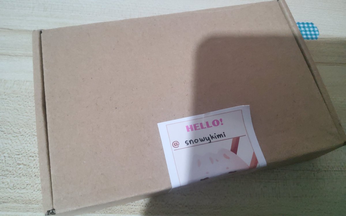 snowykimi's tweet photo. @siocartz aaaa i know super late pero thank u so much!! Maayos yung transaction, always ako inuupdate regarding my package and super ayos ng pagkapack ng memcards ko + may sticker and candy freebies pa!!

#SIOMAILS_FB https://t.co/9LpEno3DDD