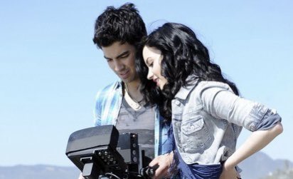 comfortlovatos's tweet photo. thirteen years ago today, demi lovato and joe jonas released ‘make a wave’, a song for disney’s friends for change. it was also featured in the nature documentary ‘oceans’ produced by disneynature. https://t.co/TlaGVkYcpj