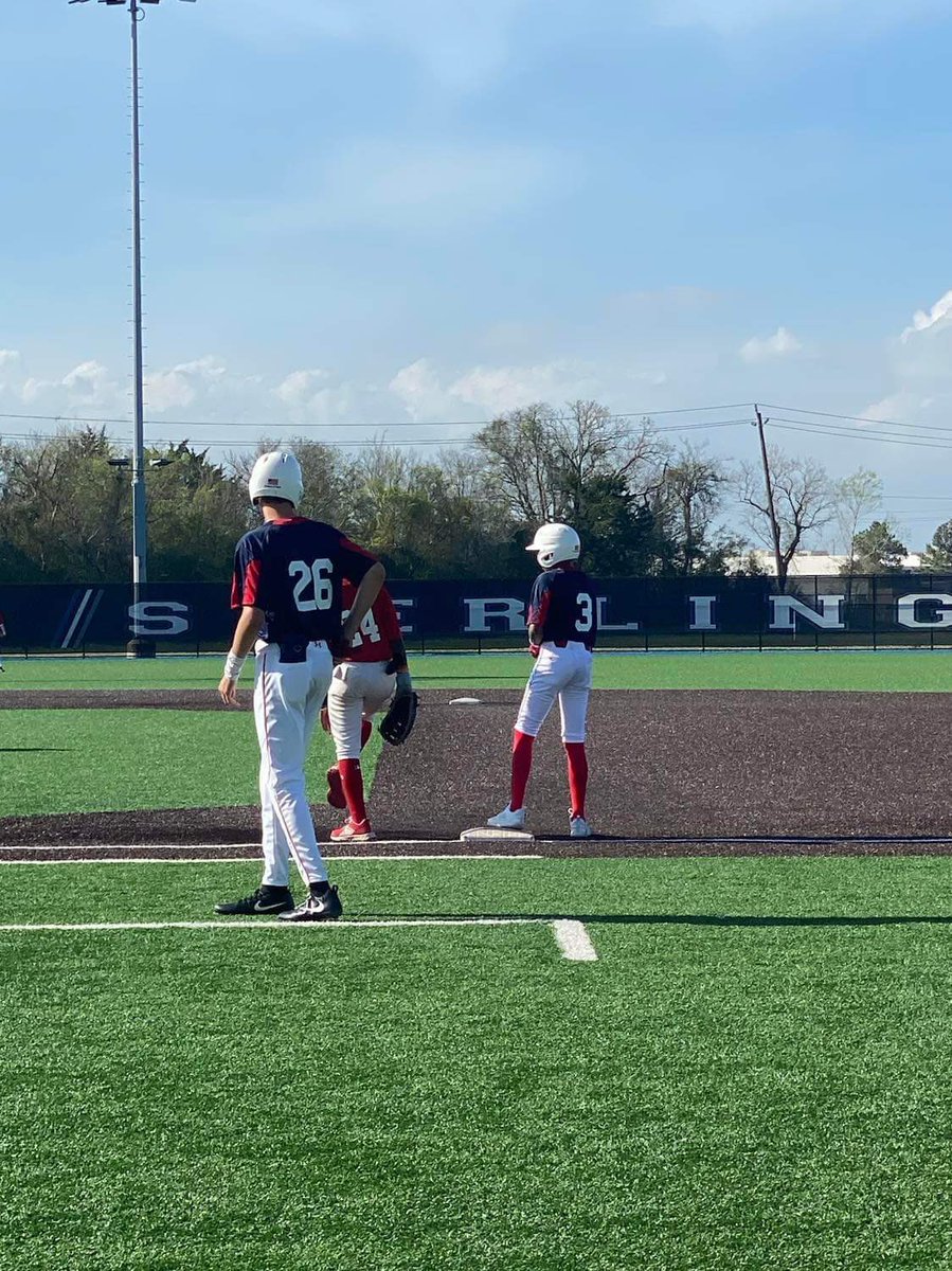 dawson_baseball's tweet photo. Sophomore Eagles get the Dub yesterday against North Shore.
Thank you @rosssterlingbaseball for hosting the tourney. Good luck to your program this Spring.
#dawsoneaglesbaseball #gameday #family #tourneyseason #sophseason #baseballishere https://t.co/B81TnmhWtc