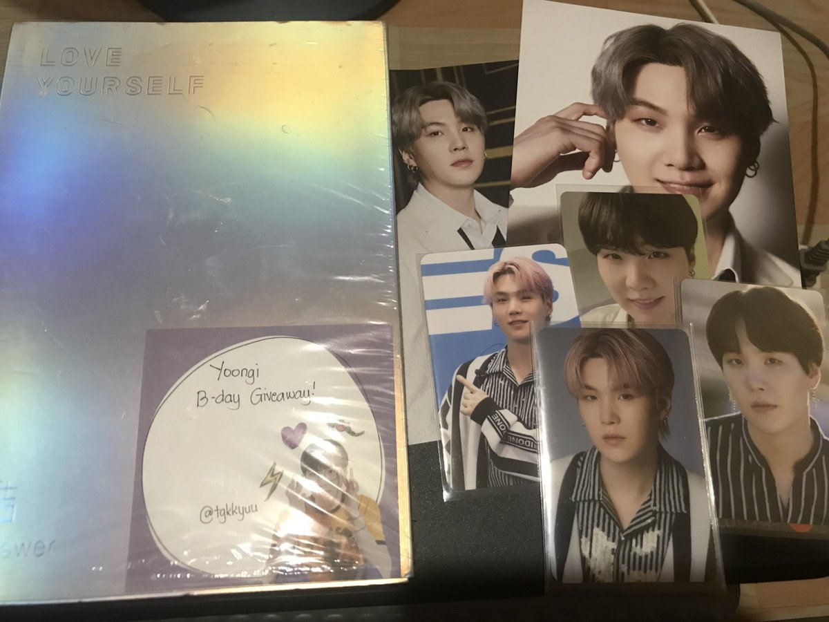 tgkkyuu's tweet photo. Yoongi Birthday GIVEAWAY!! 

-mbf 
-winner will shoulder sf 
-ends on Mar. 9, 2023 
-reply with a screenshot of you listening to any Agust D or SUGA song with caption  #SUGA    #수가 #SUGA_AgustD_TOUR #민윤기 https://t.co/IKv8aRVY3c