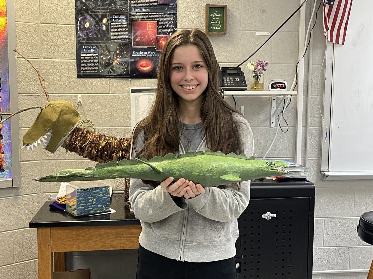 AlcoaMiddle's tweet photo. 8th Grade Science Project - Bringing back the Extinct. Students in Dr. Pepperman’s class had to research an extinct animal and develop an adaption that might have helped it survive. Then build the new "adapted" animal! https://t.co/Ex6qmybEHy