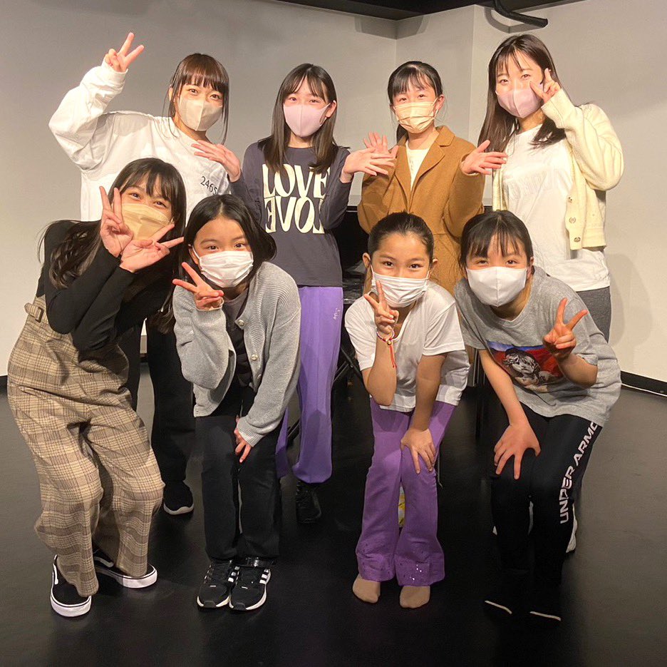 shiina0704's tweet photo. アメブロを投稿しました。
『2023.02.26』
#offza
#andwith 
#初回リハ
みんな大きくなっててびっくり！
 https://t.co/c8ZCM3gwYd https://t.co/Qz3DwlPm5w