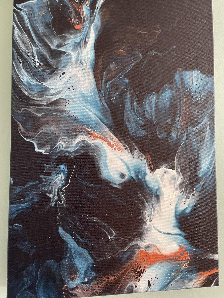 amtrox2's tweet photo. Hii guys 
Finally painting again and I thought I’d share cause I miss y’all 🥹
Hope you like ❤️💙

#fluidart #acrylicpainting #smallartist https://t.co/53XkbSxJ84