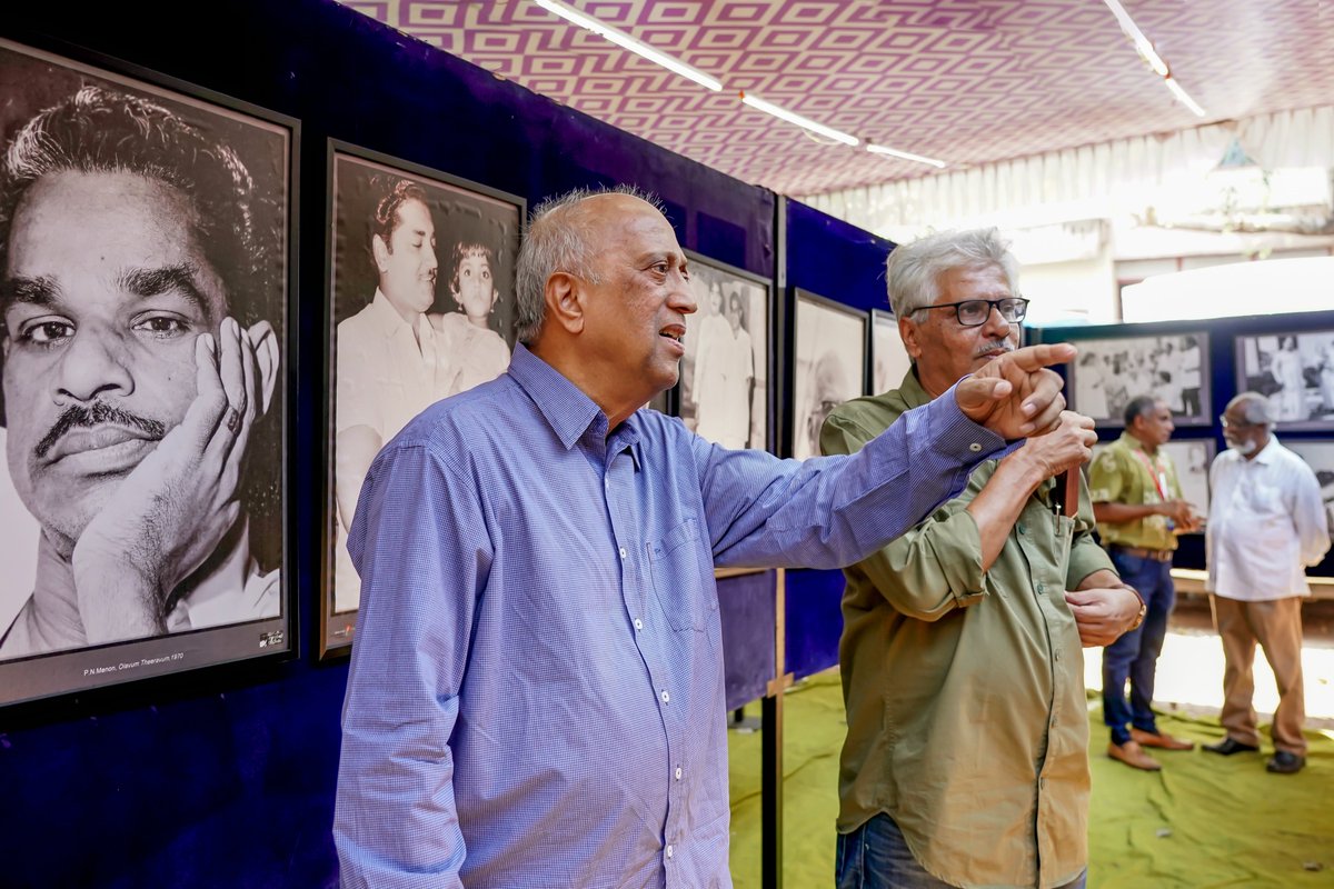 iffklive's tweet image. @ManoramaDaily&apos;s Former Editorial Director Thomas Jacob visiting the photo exhibition &apos;Anargha Nimisham&apos; by Punalur Rajan, curated by Mangad Ratnakaran and C Pradeep Chandrakumar📸✨
#KottayamInternationalFilmFestival #OtherProgrammes #PunalurRajan #photoexhibition #Manorama