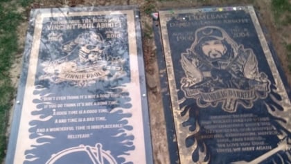 Here Is February 2023 Video Of VINNIE PAUL's And DIMEBAG's Gravesite... ~In 2021, a protective fence was erected around the Abbott brothers' graves, presumably to guard them from vandalism. @BLABBERMOUTHNET bit.ly/3Zo8H9y