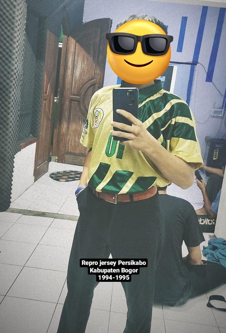 Ikutan ahh cuma punya jersey reproduksi tapi nihh