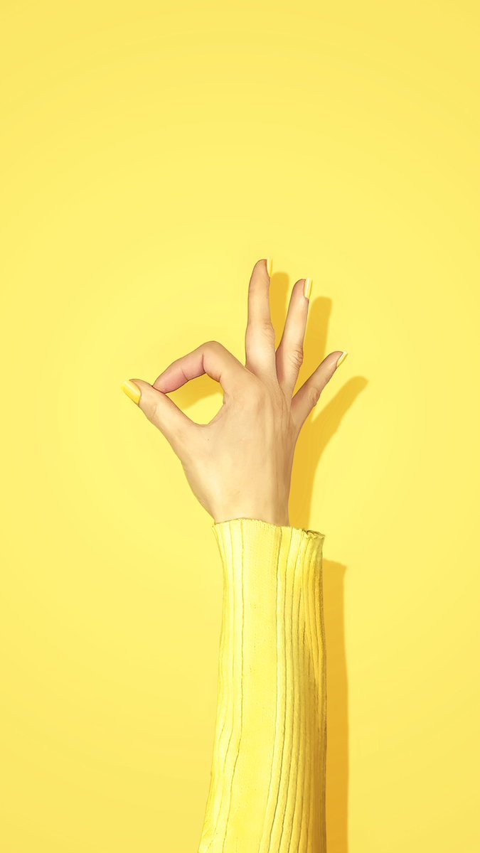 elivecreative's tweet image. Fotoemoji. Recreando #emojis en fotografía 👍👌🤟👆Ideal para una campaña creativa de pintauñas 💅
―
#⃣ #poses #manos #fotografia #emoji #contenidocreativo #ideasdefotos #amarillo #pintauñas