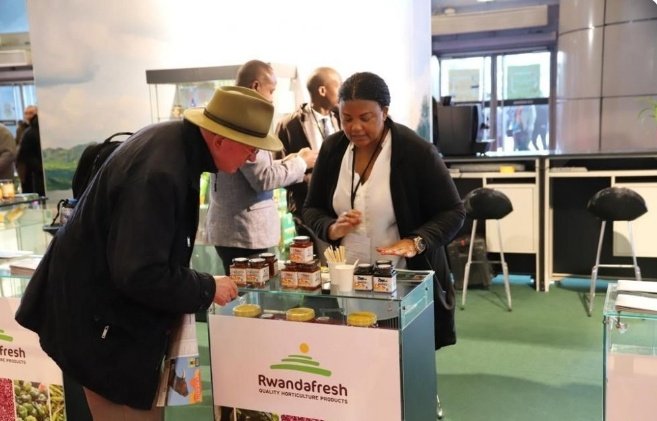 RwandAgriExport's tweet photo. #Rwanda takes part @Salondelagri for the second time. 

The trade show being held in Paris, France will assist us in marketing Rwandan products on the French &amp; EU markets, establishing and strengthening business links with potential buyers who attended.

#SIA2023 https://t.co/3pLoqKpDbn