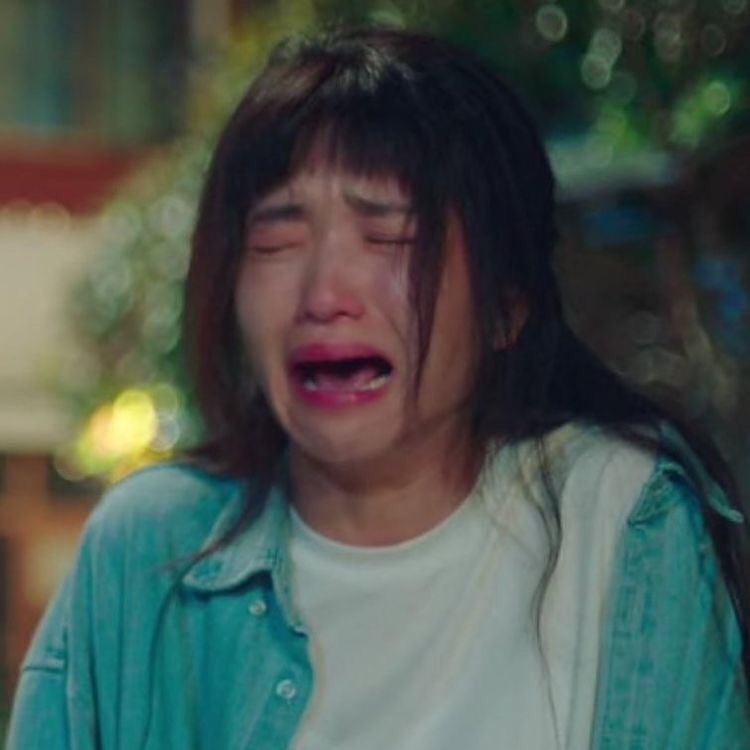 TheSarangheOppa's tweet photo. MONDAY NANAMAN BUKAS 😖 https://t.co/87XP22Zp3E