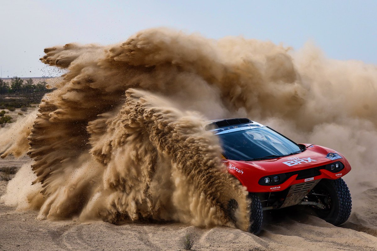 BRaidXtreme's tweet image. What a shot!

Kicking up the dust with World Rally Raid Championship leader @SebastienLoeb and Fabian Lurquin in their @prodrive Hunter today in the prologue for the Abu Dhabi Desert Challenge.

Third on the short test, but winners of the best show 😎

#teambahrain
#prodrive