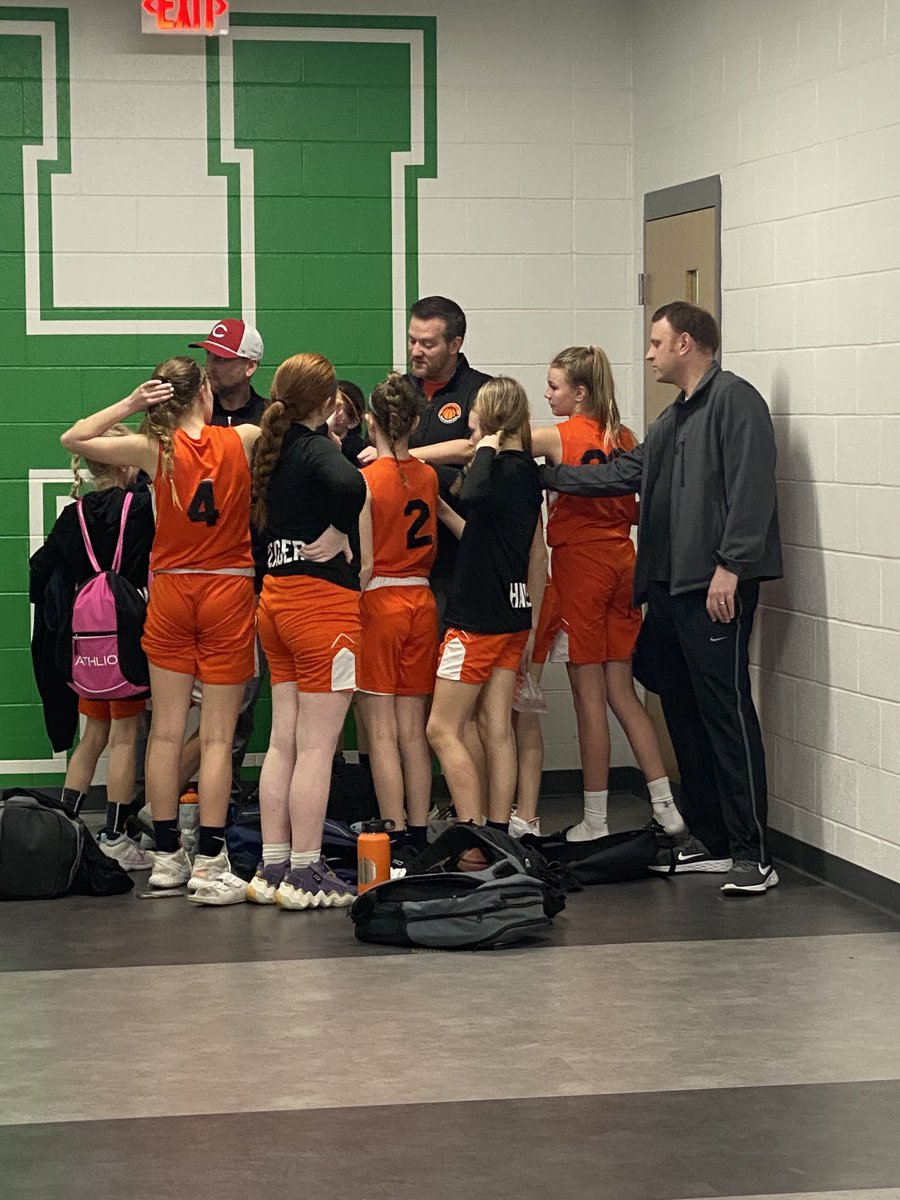 Great Season 6th grade Loveland girls! 🧡🏀🖤