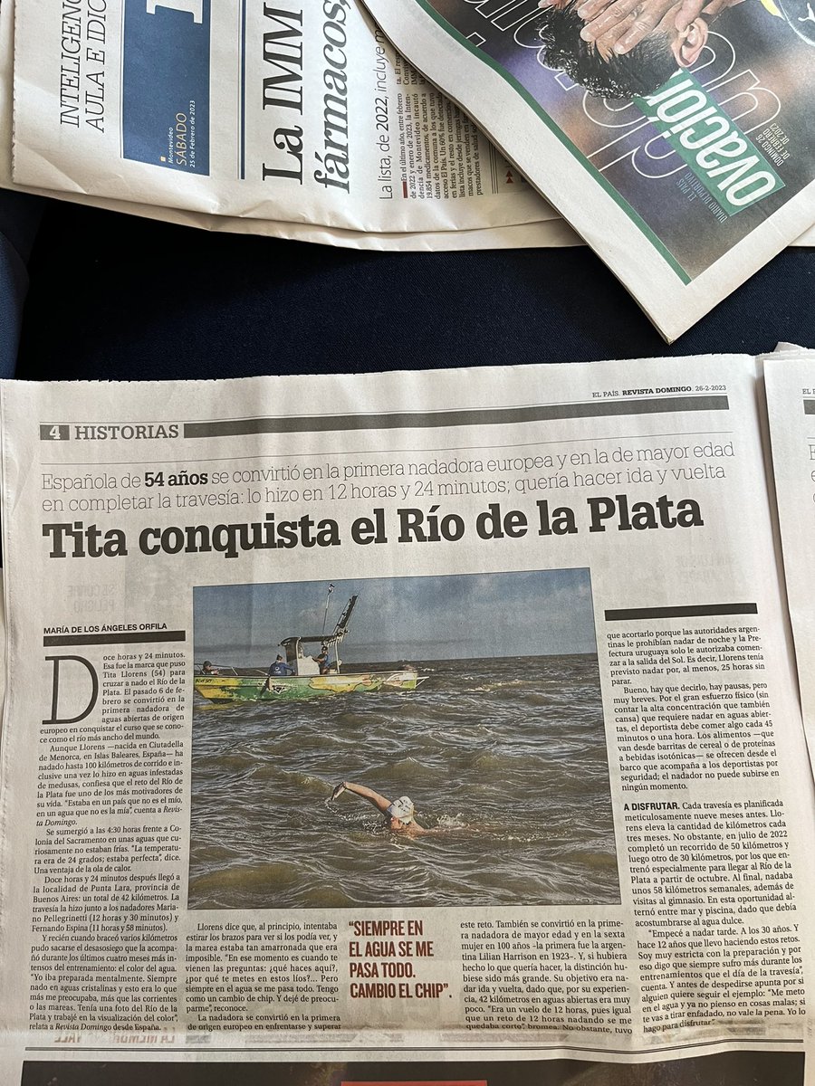 54 años y cruzó el Río de la Plata nadando. 12 horas y 24 minutos. Es la sexta mujer en 100 años en hacerlo. Felicitaciones Tita Llorens
