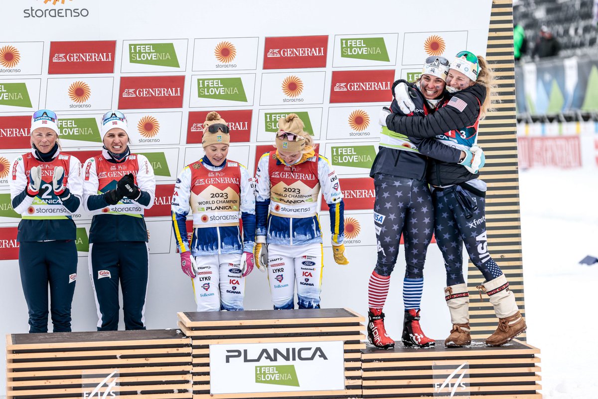 U.S. Ski & Snowboard Team (@usskiteam) on Twitter photo This moment. THIS TEAM.
<a href="/jessdiggs/">Jessie Diggins</a> and <a href="/juliakernski/">Julia Kern</a> BRONZE in the World Champs team sprint 🇺🇸 This moment. THIS TEAM.
<a href="/jessdiggs/">Jessie Diggins</a> and <a href="/juliakernski/">Julia Kern</a> BRONZE in the World Champs team sprint 🇺🇸