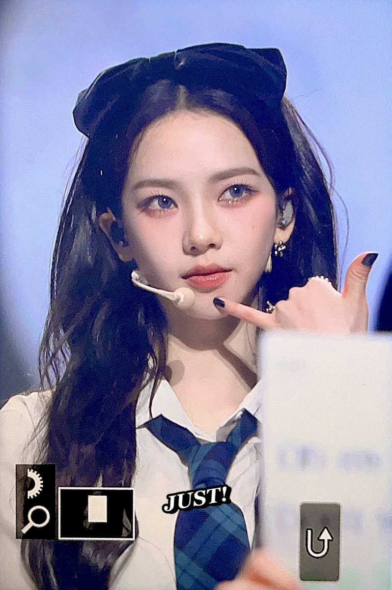 karina pics (@karinaspics) on Twitter photo 