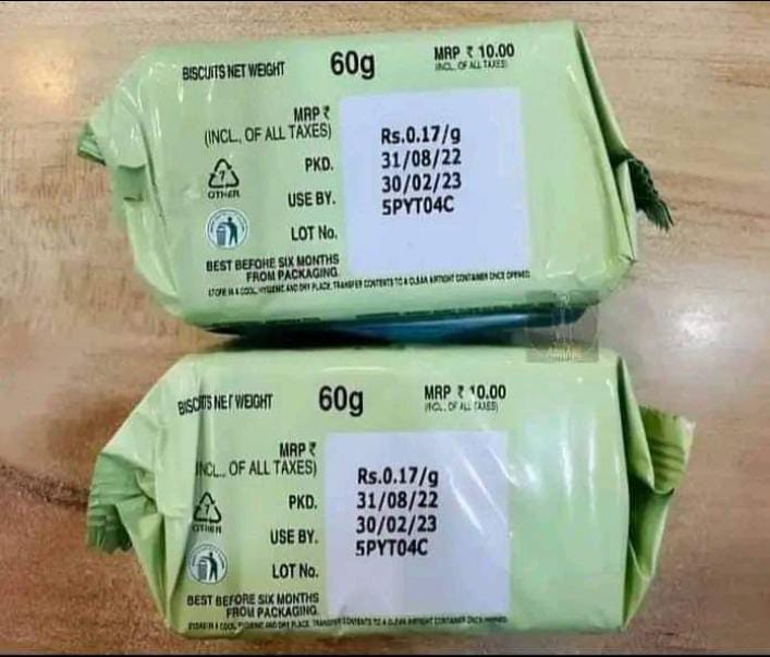 HimaJournalist's tweet photo. हम तो अब 30 फरवरी को ही चाय के साथ खाएंगे इन्हें..🤪😝🤣
#mediakesari #Indiawithmediakesari #expirydate #labelling #biscuits #amazing #hilarious #knowyourrights #jagograhakjago #जागो_ग्राहक_जागो #foods #foodsafety #bestbefore #FMCG #use_by_date #shelf_life #healthcare #Health https://t.co/PEyMx5NPlR