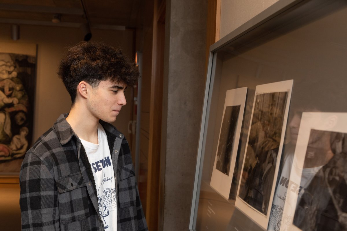YaleBritishArt's tweet photo. Today is the last day to visit the YCBA before we close for building conservation. 👀 The museum is open today from 12 to 5 pm. For more information: https://t.co/mCnRftHO4T
[Images]  Photos by Harold Shapiro
#yale #yalebritishart #ycba https://t.co/Kt9NcOXpn9