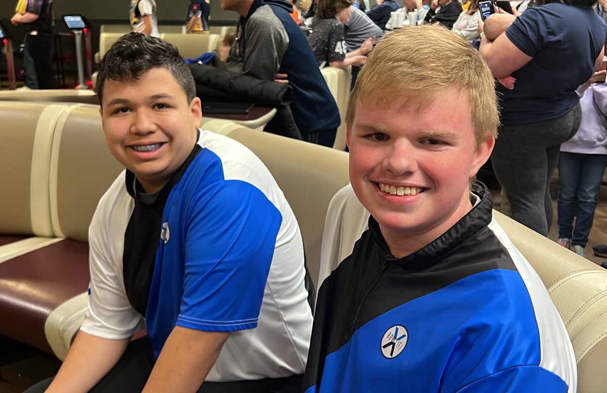 Lexington Catholic Bowling tweet media