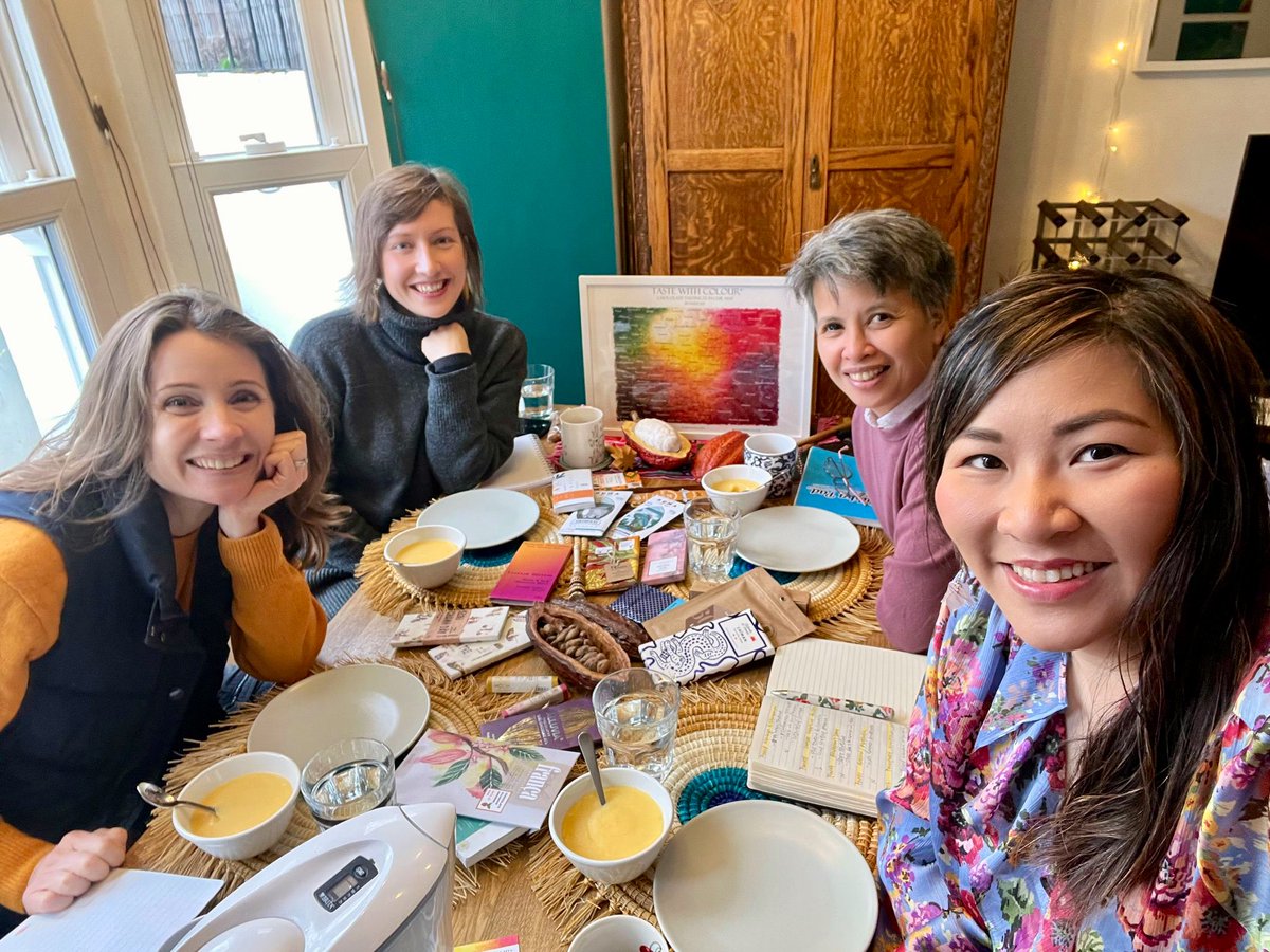 hazel_choc's tweet photo. A fabulous afternoon of chocolate tasting yesterday with these #WomenInChocolate 🍫🌈💕

#BeanToBar #ChocolateTasting #CraftChocolate #TasteWithColour https://t.co/SEAENw3yeq