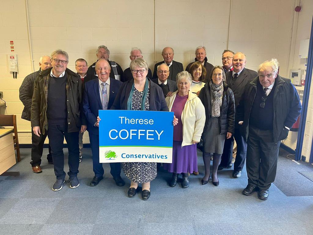WhoStu's tweet image. Who votes for the likes of Turnip Coffey? This diverse group, reflective of the landscape, diversity, future and challenges of the UK in 2023, that&apos;s who! #theproblemis? #eatmoreturnips