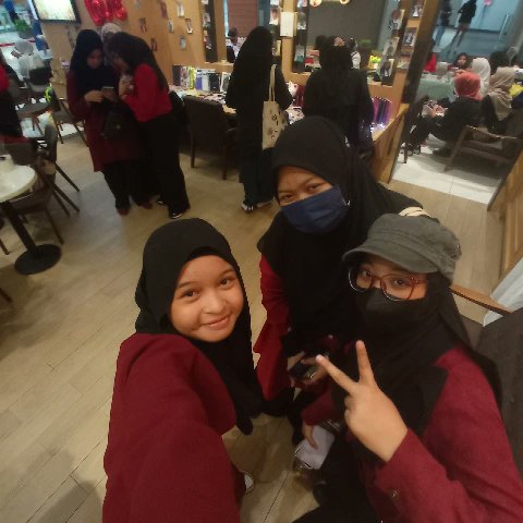 bel_l1803's tweet photo. THANK YOU FOR THE BEST EVENT @BabyPrinceday ♥️♥️♥️
Next time I will bring more money😓banyak betul barang menggoda...still I got the best experience!! I LOVE IT!!!
#HappyBabyPrinceInKL https://t.co/EDAw9uibu6