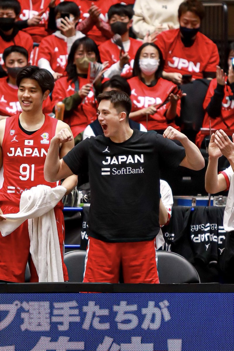 _sry_iok's tweet photo. 川真田選手が代表初得点した時の海くん🥹
レイクス愛感じましたჱ̒⸝⸝•̀֊•́⸝⸝)♡
#テーブス海 https://t.co/U71crBnJo2